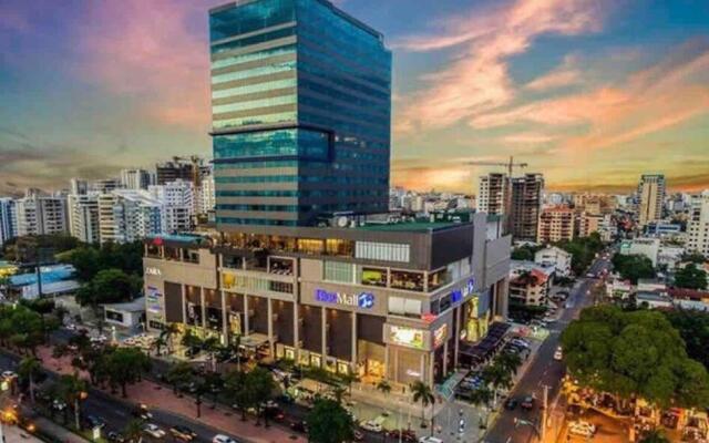 Suite Deluxe 1 bed, city OceanView, pool,Saune,Gym