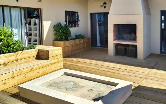 Sandy Feet Langebaan