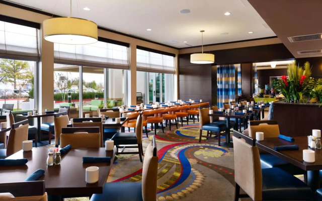 Hilton Garden Inn Houston NW America Plaza