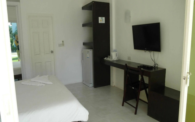 Thipburee Resort