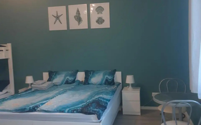 Ta'karos apartman