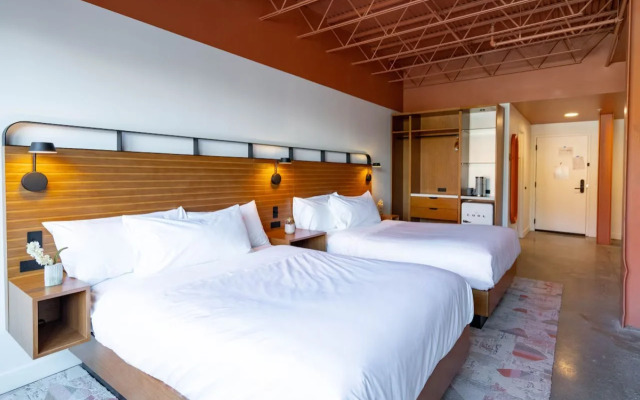 The Myriad Hotel Louisville, Tapestry Collection by Hilton