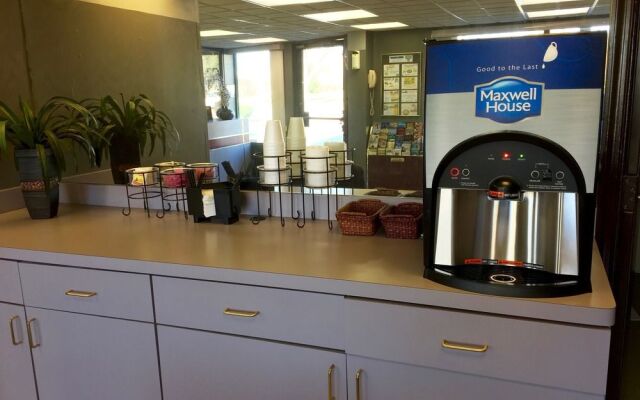 Travelers Inn Elizabeth City