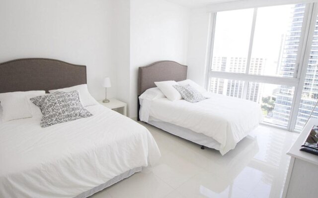 Icon Brickell W Hotel and Residences