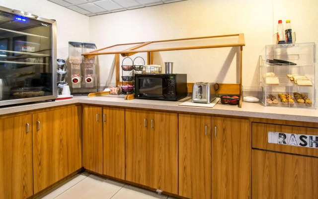 JAX Airport Hotel