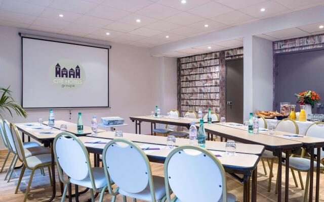 Mercure Carcassonne la Cite Hotel