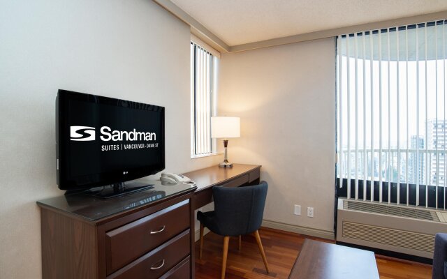 Sandman Suites Vancouver on Davie