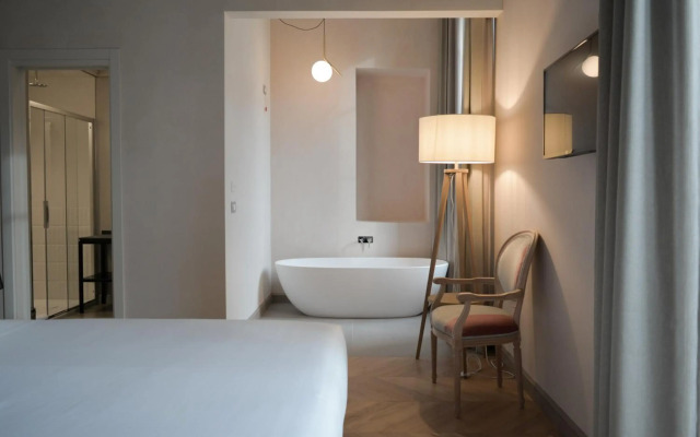Opera 35 Boutique Hotel