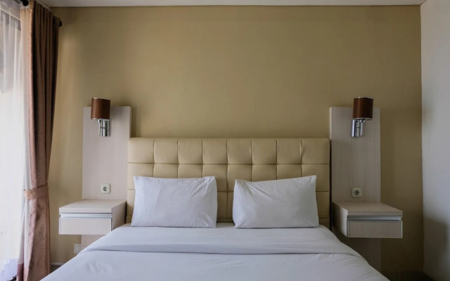 Best Price Studio Apartment at Atria Residence near Mall