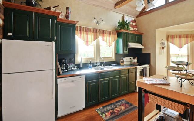 Czech 1 Bedroom Cabin by RedAwning