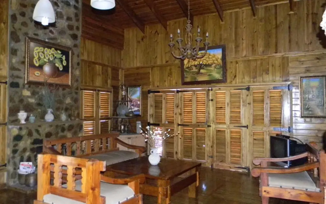 Hotel Jardines del Montaña