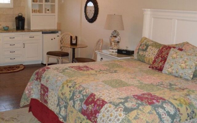 Beachcomber Inn