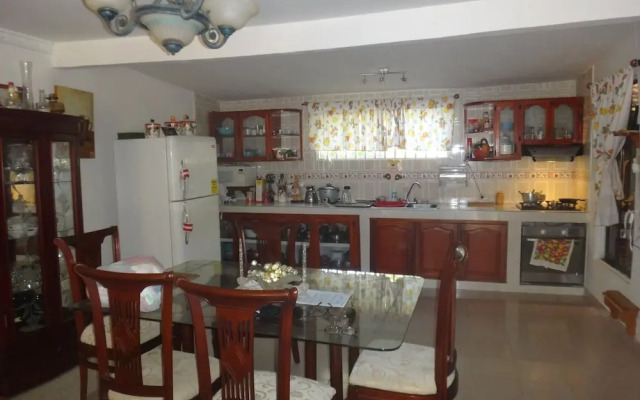 Room in Guest Room - Posada Green sea Villa Helen Kilometer 4 Bypass