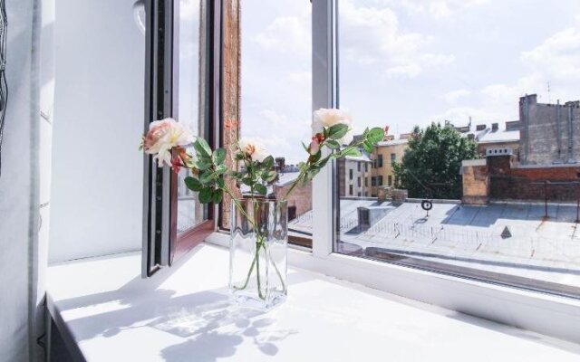 SuperHostel on Mayakovskogo 27