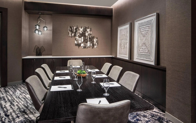 Envue, Autograph Collection