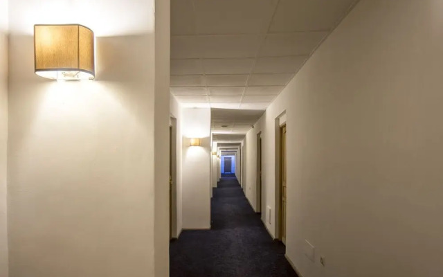 Leon Hôtel