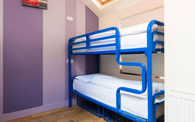 Times Hostel - Camden Place