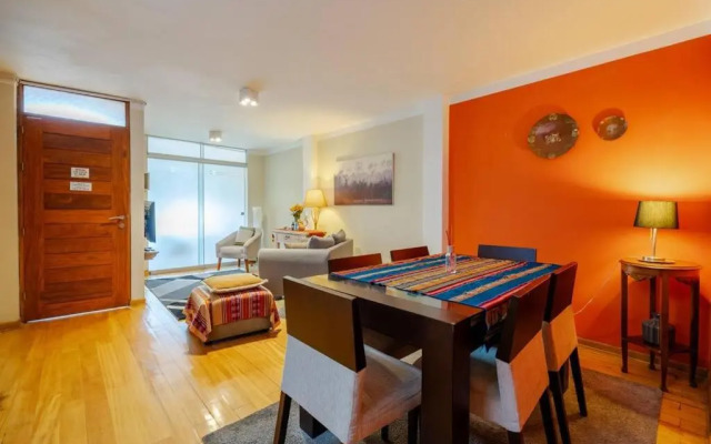 Balconcito Peruano& Ciudad real 302 & 2 bedroom