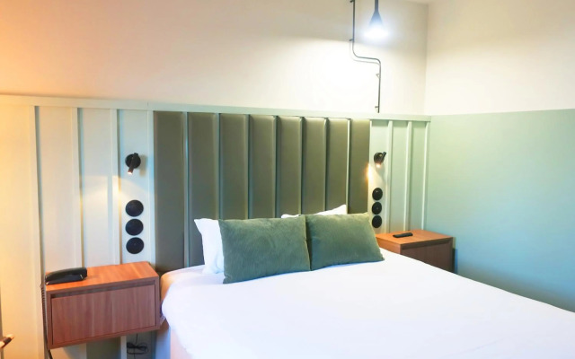 Kyriad Prestige Compiègne Hotel & Spa