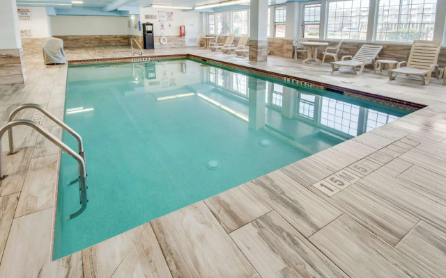 Quality Inn & Suites Galveston - Beachfront