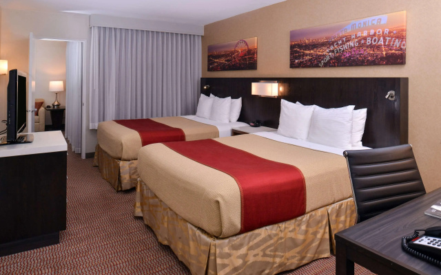 Best Western Royal Palace Inn & Suites
