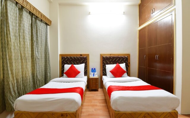 OYO 14223 Home Deluxe 2BHK Near Kullu Airport