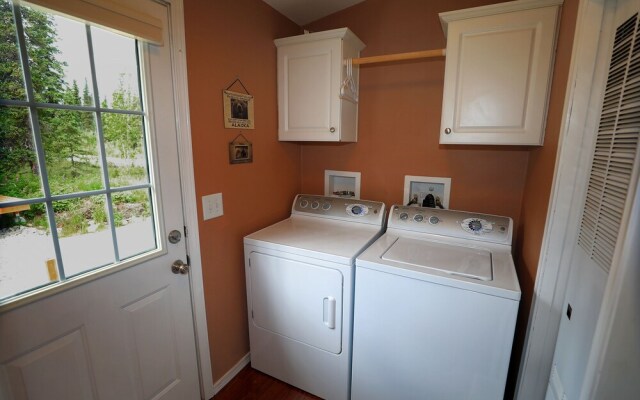 Denali Tri-Valley Cabins