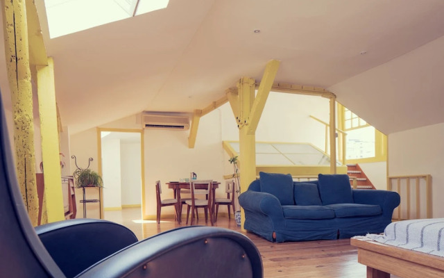 Lisbon Calling Rooms & Studio