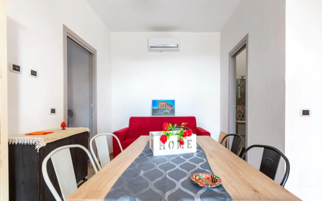 Attractive Apartment in Realmonte with Shared Swimming Pool