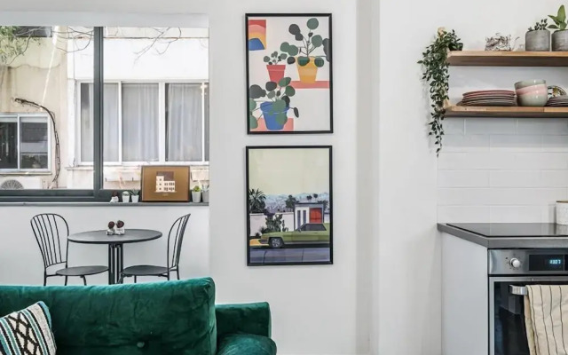 Urban Luxe Apartment - Central TLV