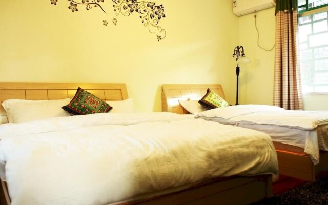 Deng Ba Lugu Lake Youth Hostel