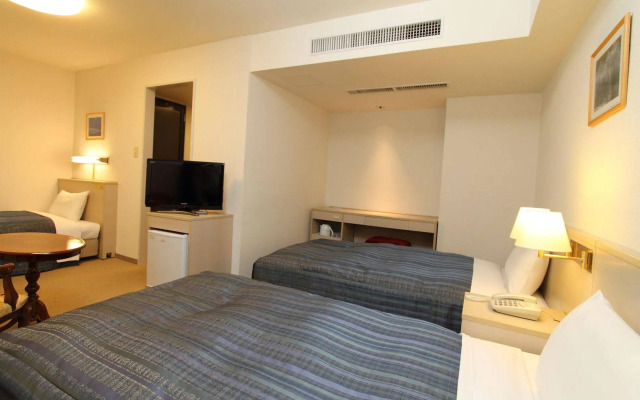 Suwa Lake Side Hotel
