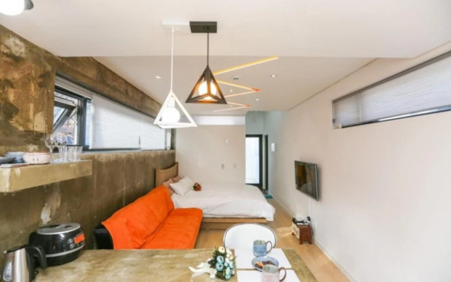 Muju Dada Pension [Built In 2016]