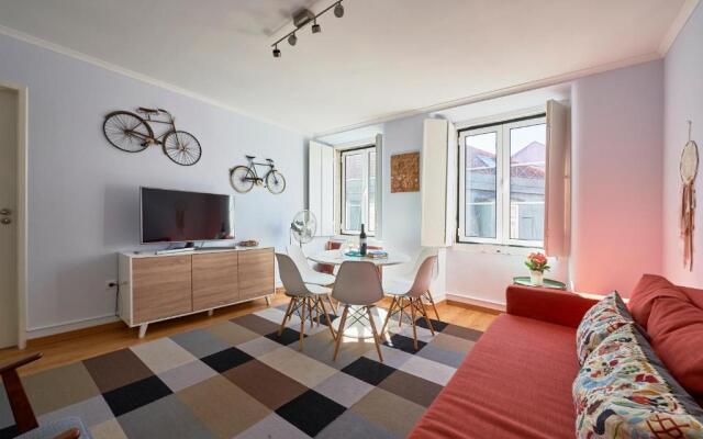 Aesthetic Riverview Apartment in Historical Lisbon