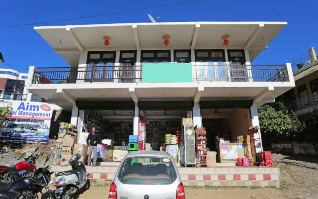 Oyo 10932 Home 1Bk Spacious Studio Mehragaon