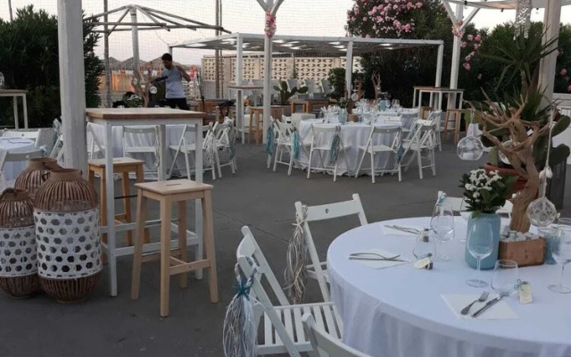 Gazebo Rooms