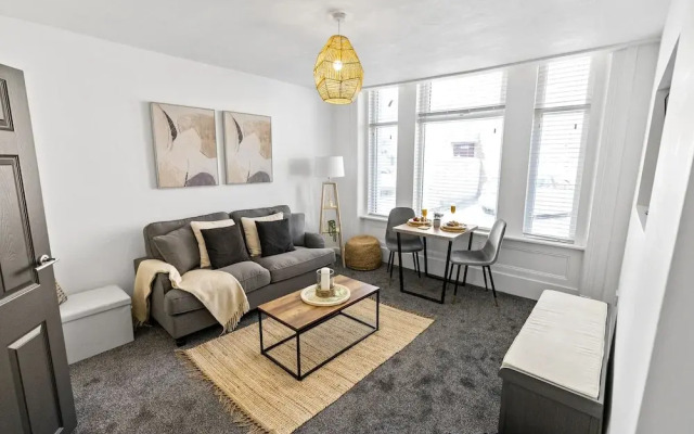 The Snug by Stamp SA