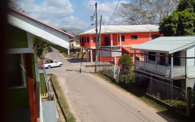 Don Santiago Guesthouse Downtown