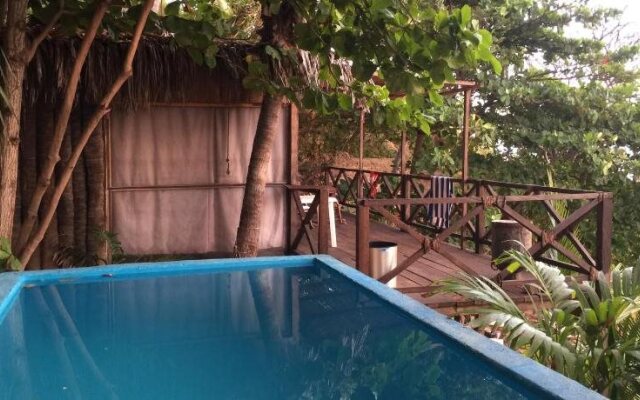 Cocos Camp