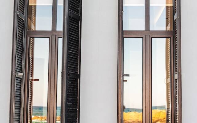 Endless Blue Suites