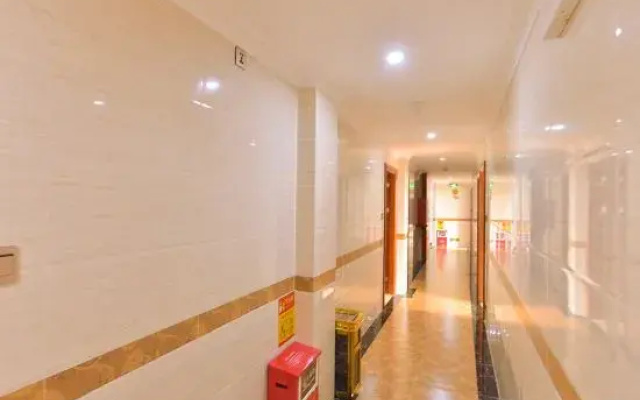 Jiuyuan Business Hotel
