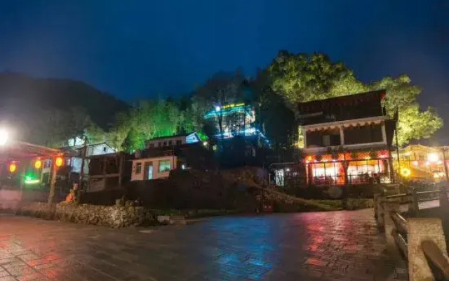 Wencheng Yue Man Small Courtyard Inn