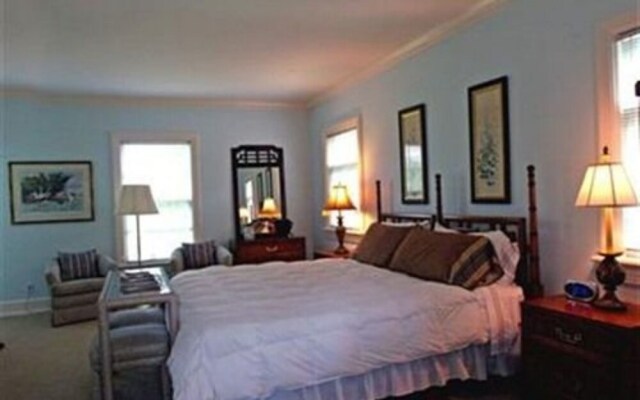 Ruby Lodge at Spring Lake Woods