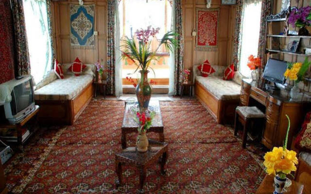Kohimaran Group Of Houseboats