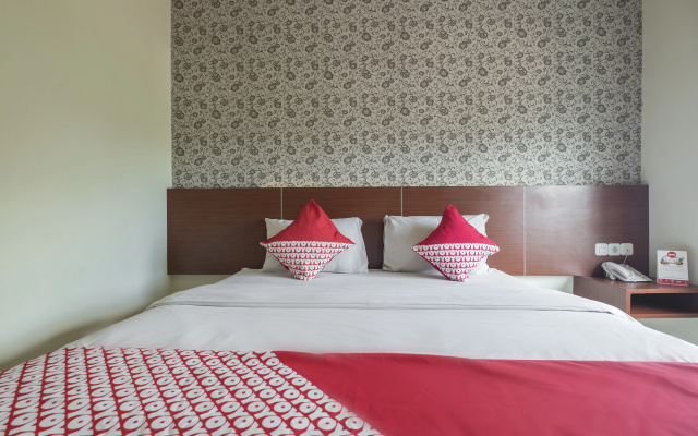 OYO 454 Raising Hotel – Guest Rooms – Makassar