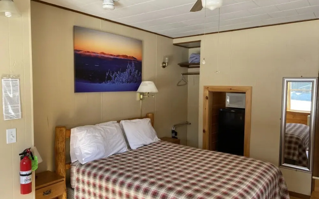 Mountain View Motel & Campground