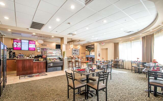 Clarion Inn Elmhurst - Oak Brook near I-88, I-290, I-294