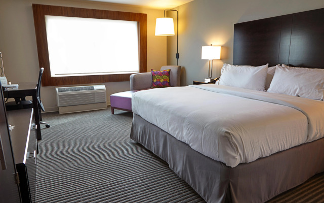 Holiday Inn Express & Suites Tahlequah by IHG