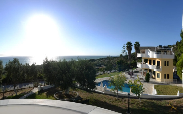 Villa Alex