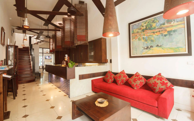 Cinnamon Cathedral Hotel